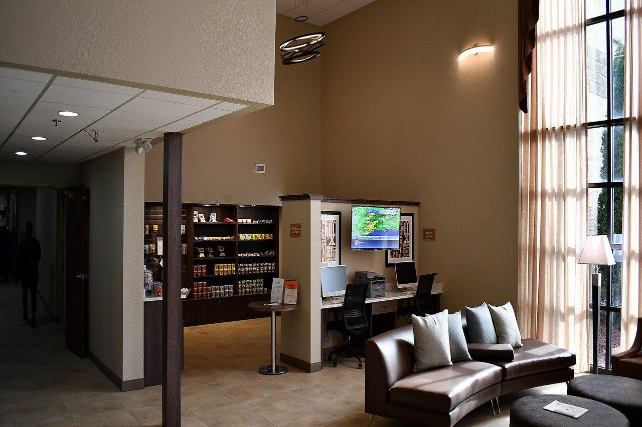 Candlewood Suites Grand Rapids Airport By Ihg Cascade Zewnętrze zdjęcie