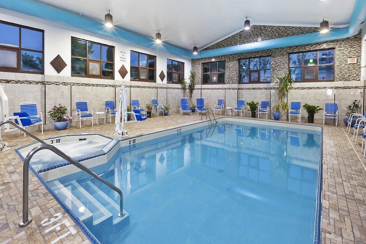 Candlewood Suites Grand Rapids Airport By Ihg Cascade Zewnętrze zdjęcie
