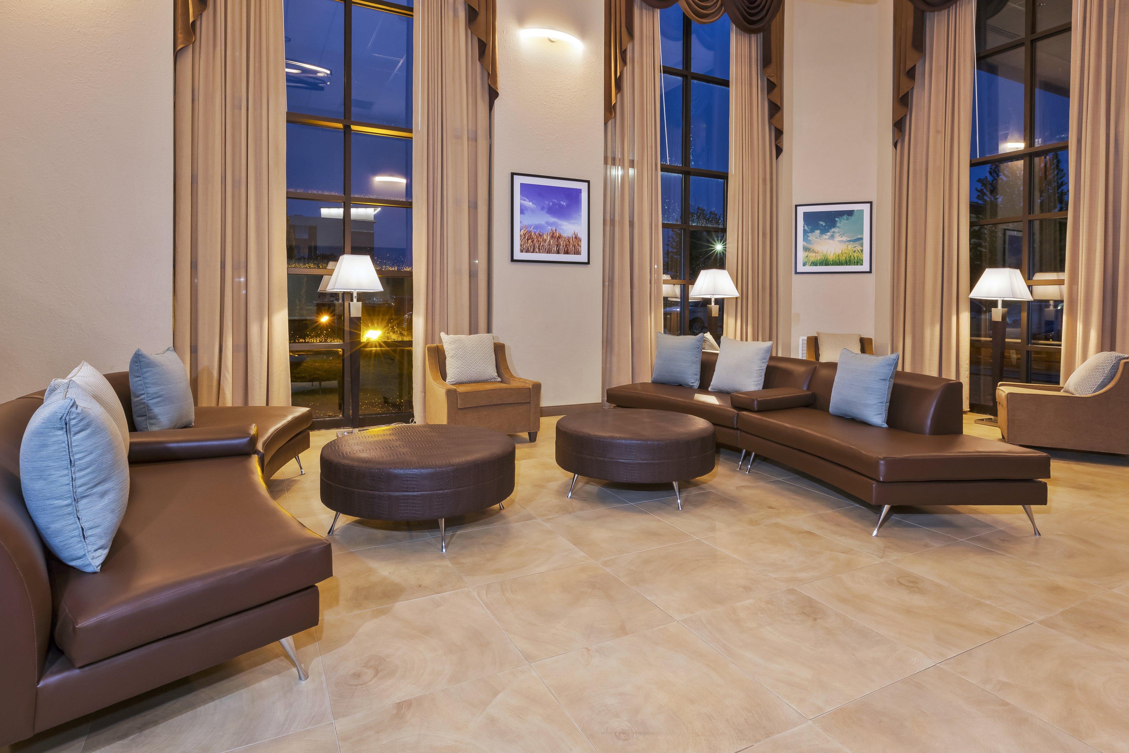 Candlewood Suites Grand Rapids Airport By Ihg Cascade Zewnętrze zdjęcie