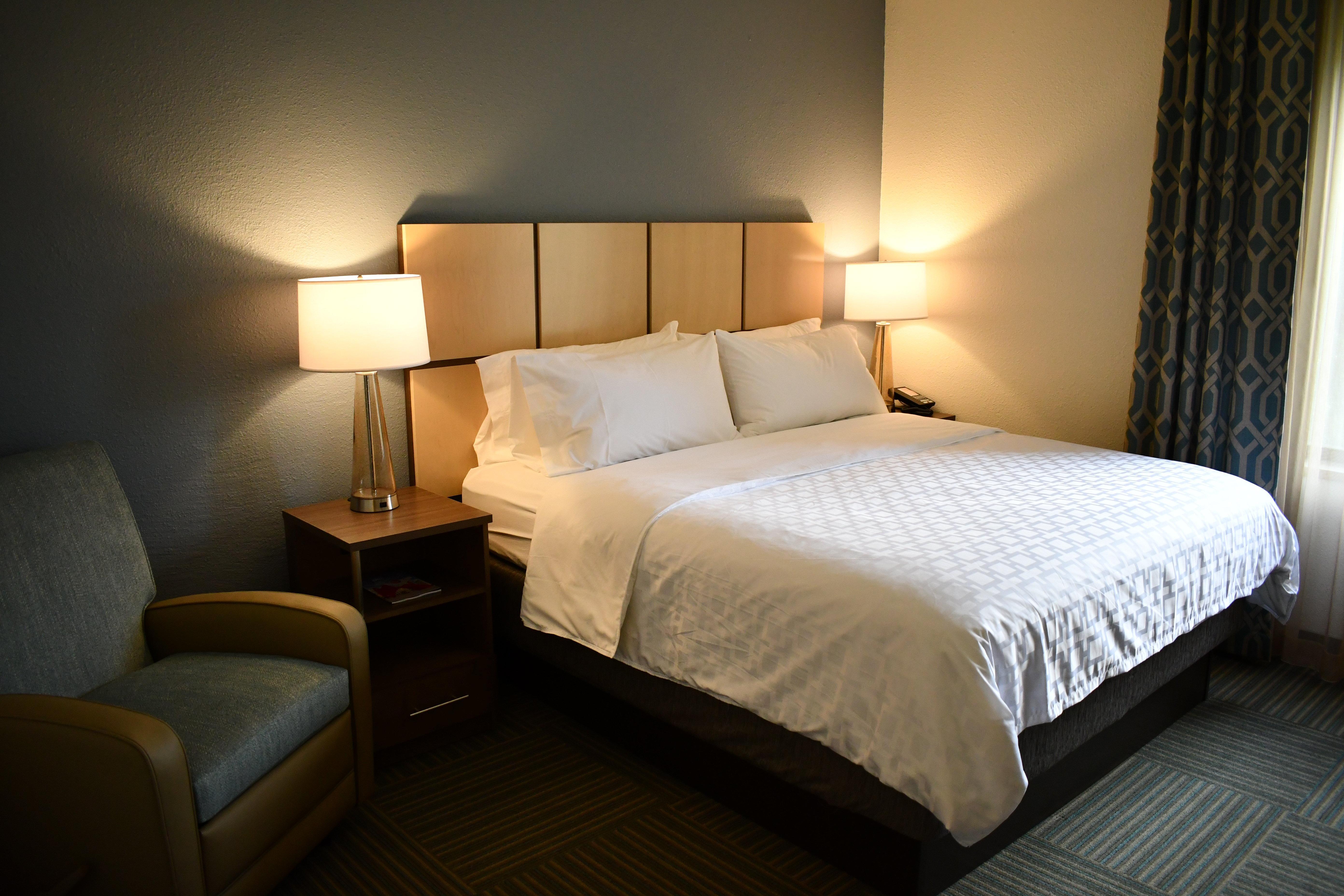 Candlewood Suites Grand Rapids Airport By Ihg Cascade Zewnętrze zdjęcie