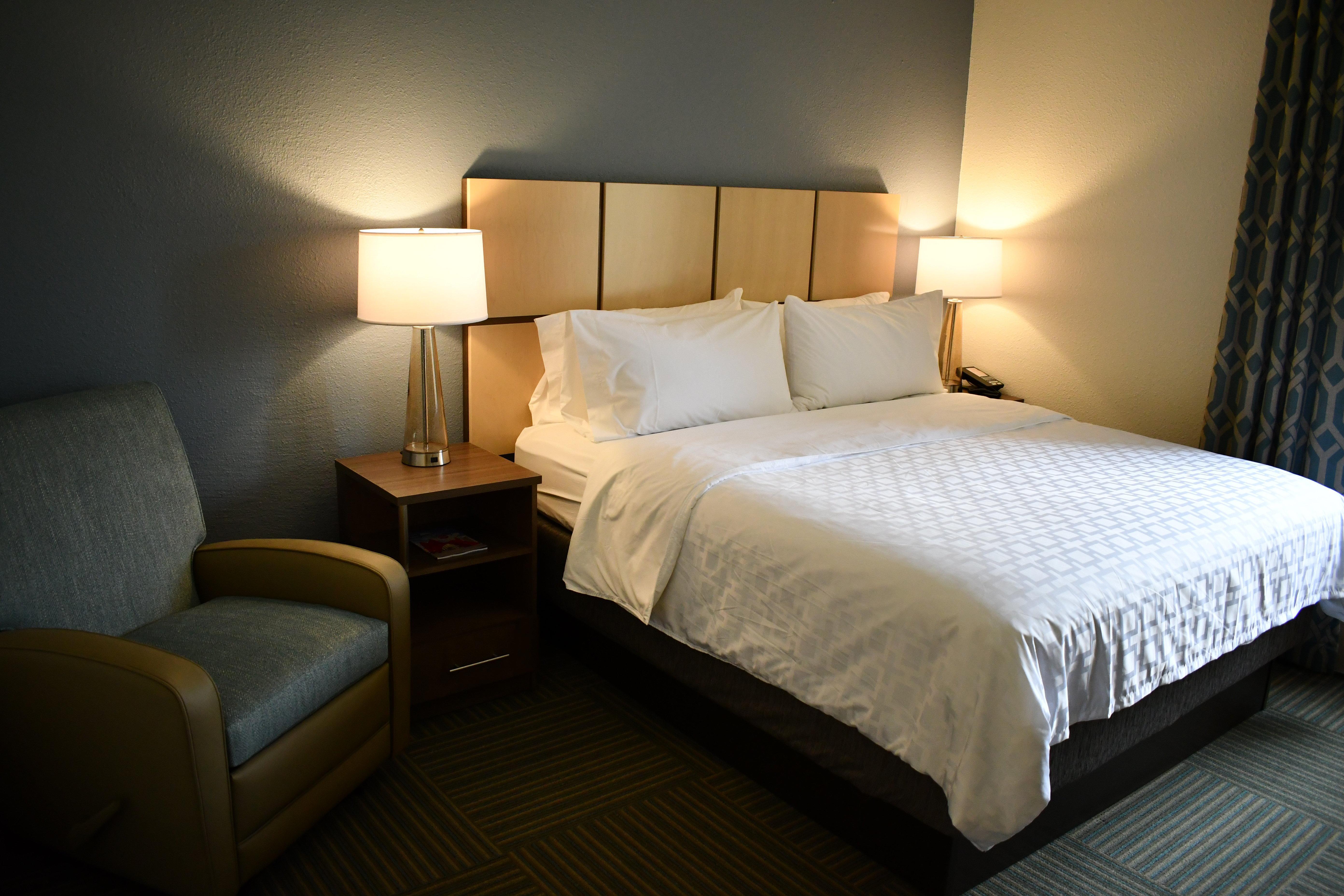 Candlewood Suites Grand Rapids Airport By Ihg Cascade Zewnętrze zdjęcie
