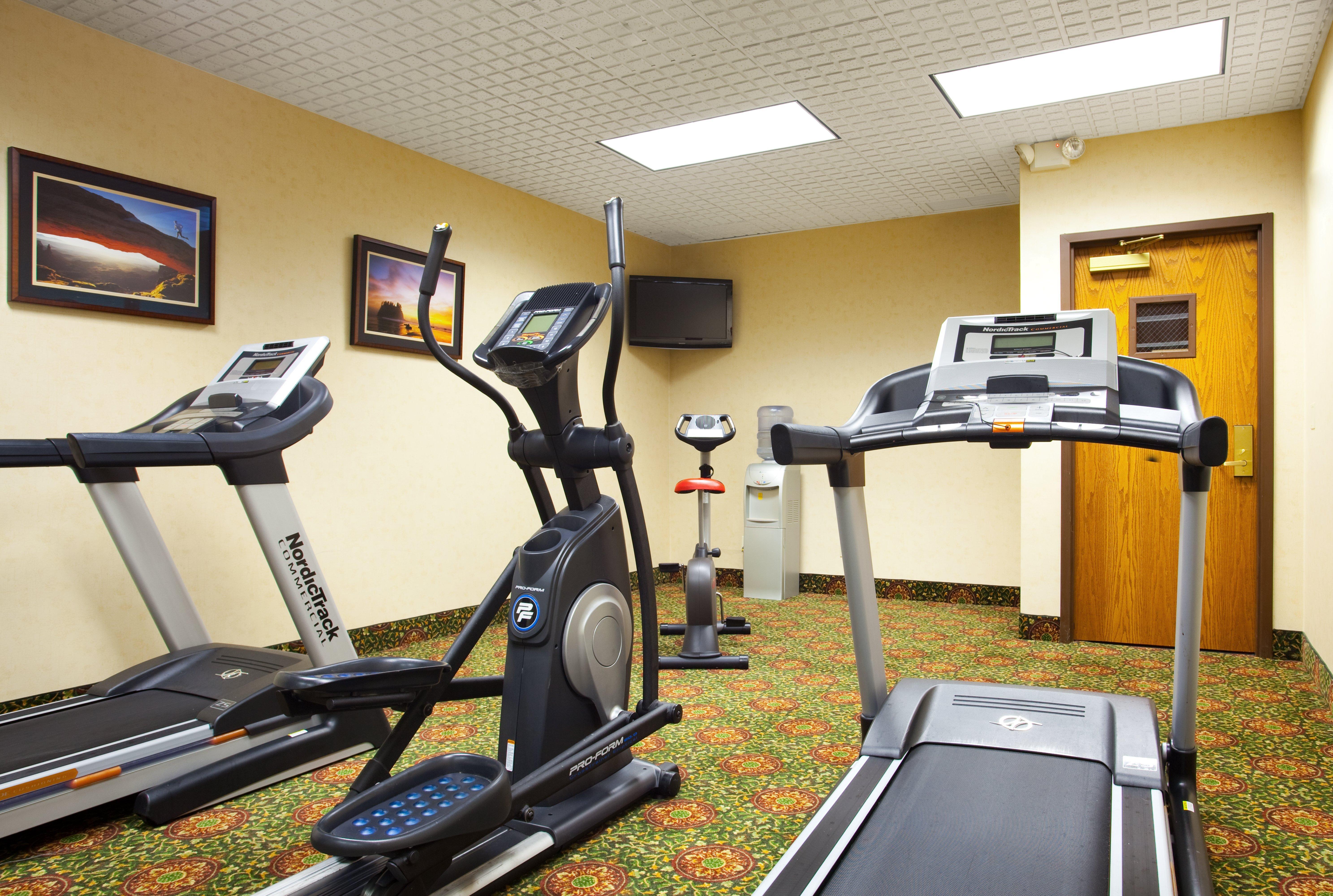 Candlewood Suites Grand Rapids Airport By Ihg Cascade Zewnętrze zdjęcie