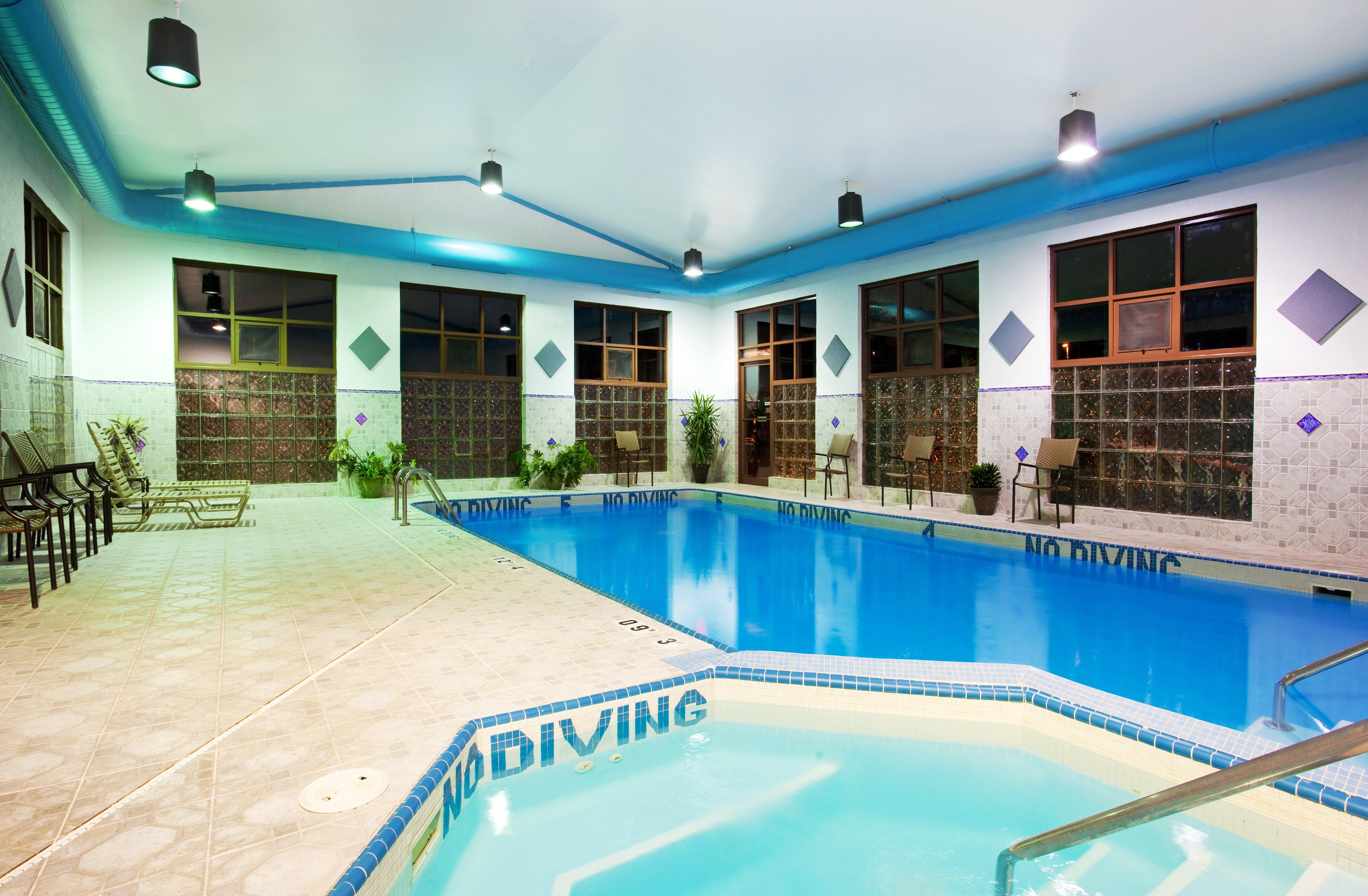 Candlewood Suites Grand Rapids Airport By Ihg Cascade Zewnętrze zdjęcie