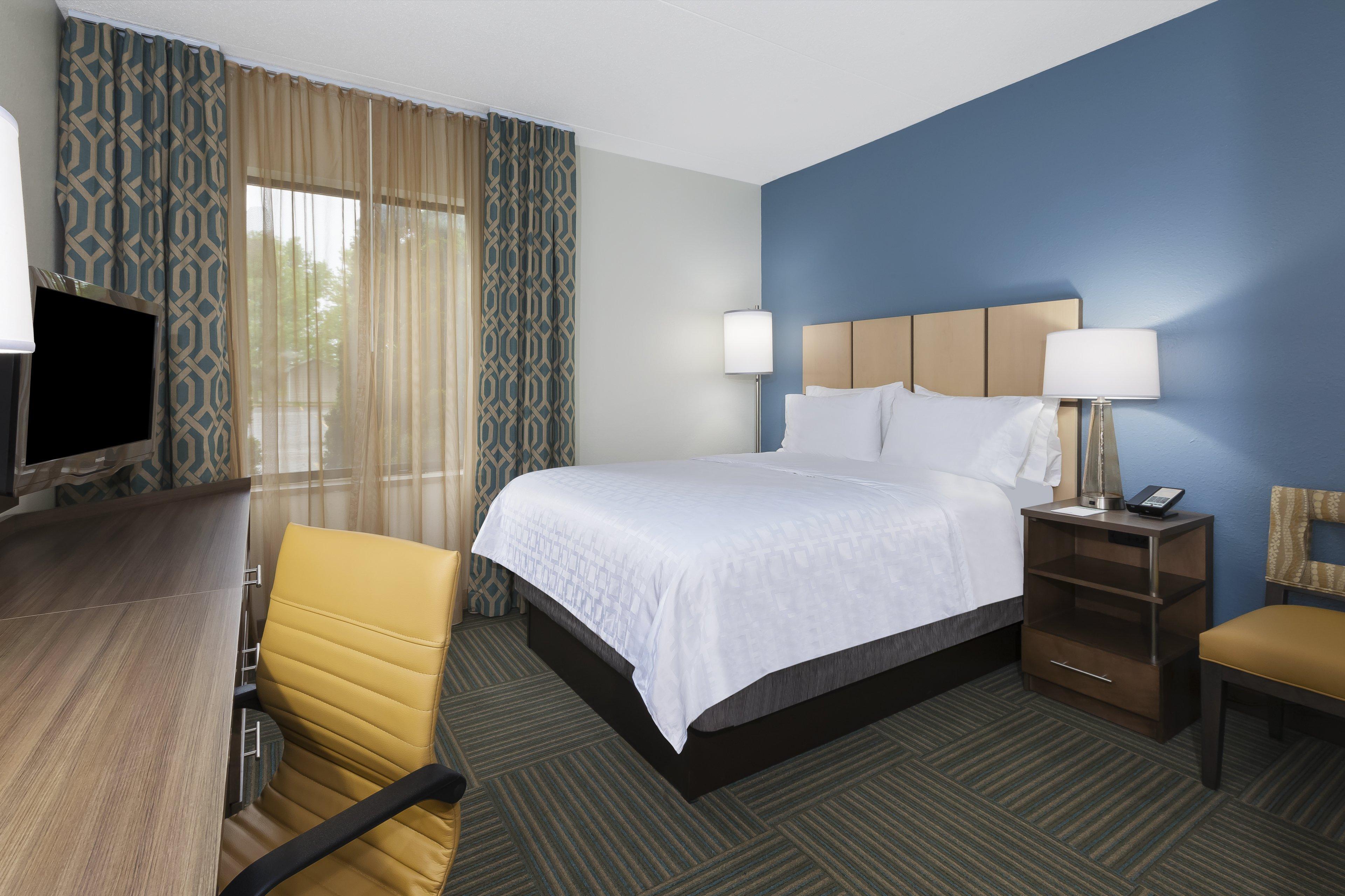Candlewood Suites Grand Rapids Airport By Ihg Cascade Zewnętrze zdjęcie