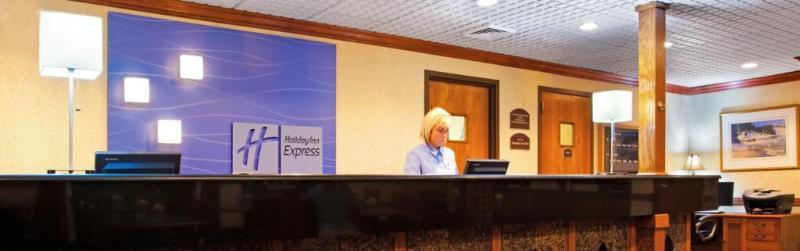 Candlewood Suites Grand Rapids Airport By Ihg Cascade Zewnętrze zdjęcie
